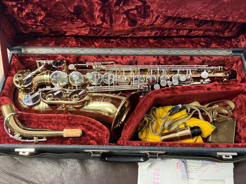 Saxophone alto vintage